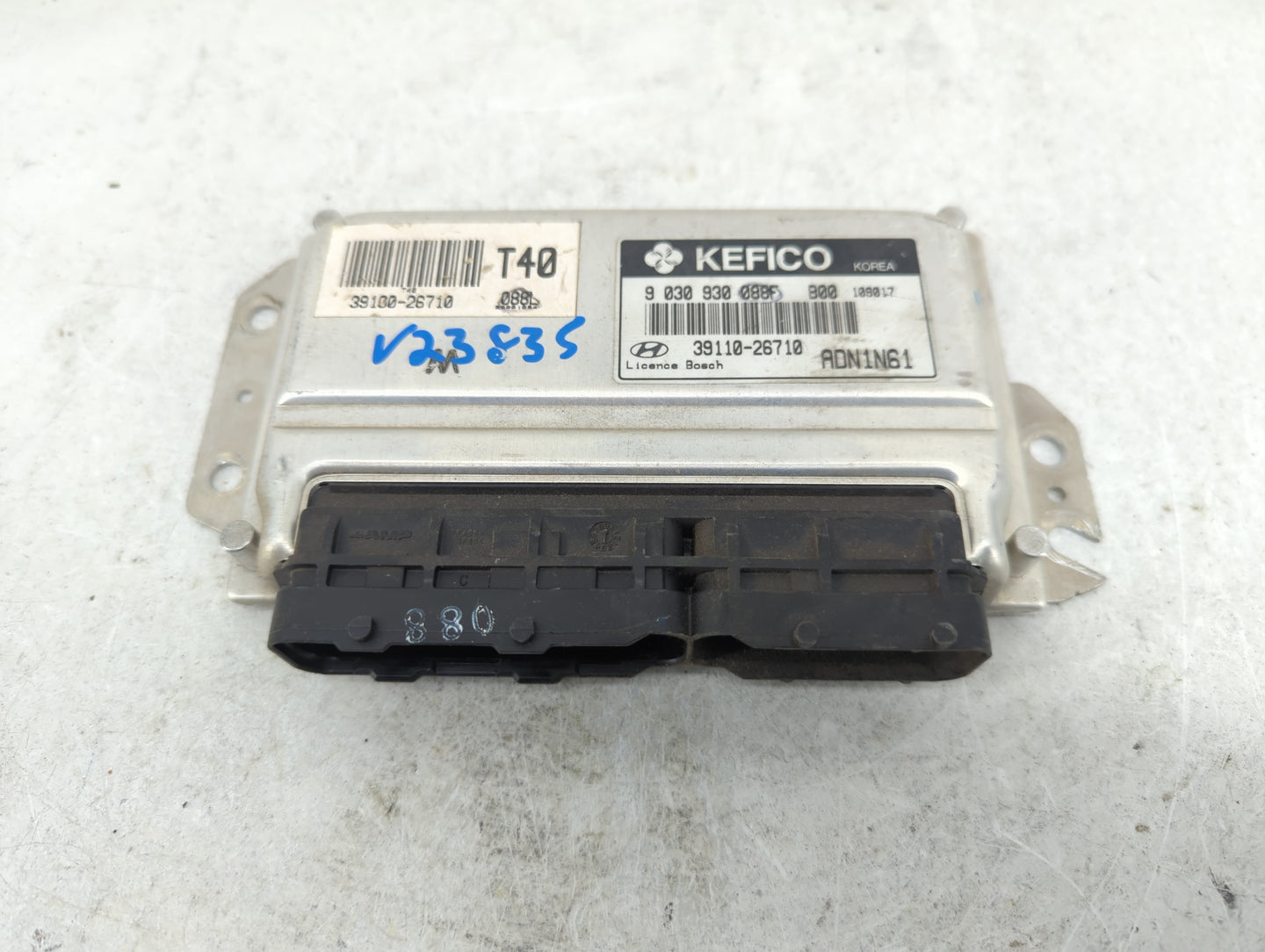 2001 Hyundai Accent PCM Engine Control Computer ECU ECM PCU OEM P/N:9 030 930 39110-26710 Fits OEM Used Auto Parts - Oemused