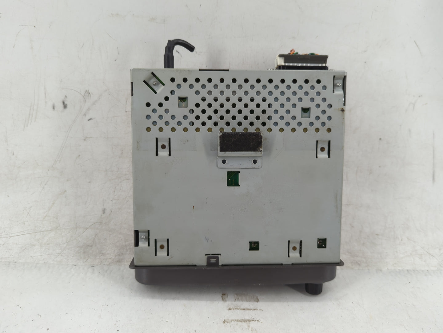 2000-2001 Hyundai Accent Radio AM FM Cd Player Receiver Replacement P/N:96170-25000 Fits Fits 2000 2001 OEM Used Auto Parts 