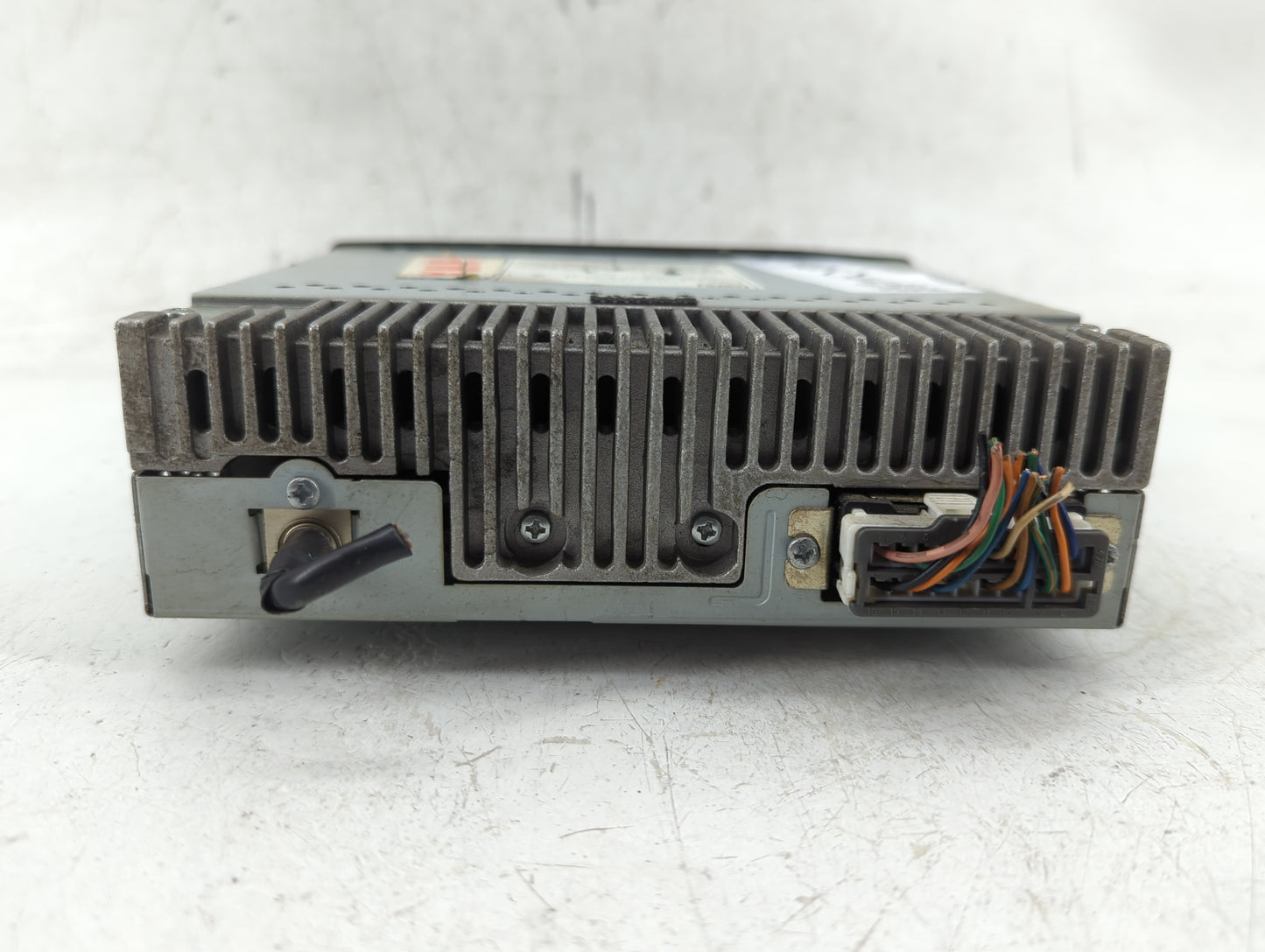 2000-2001 Hyundai Accent Radio AM FM Cd Player Receiver Replacement P/N:96170-25000 Fits Fits 2000 2001 OEM Used Auto Parts 