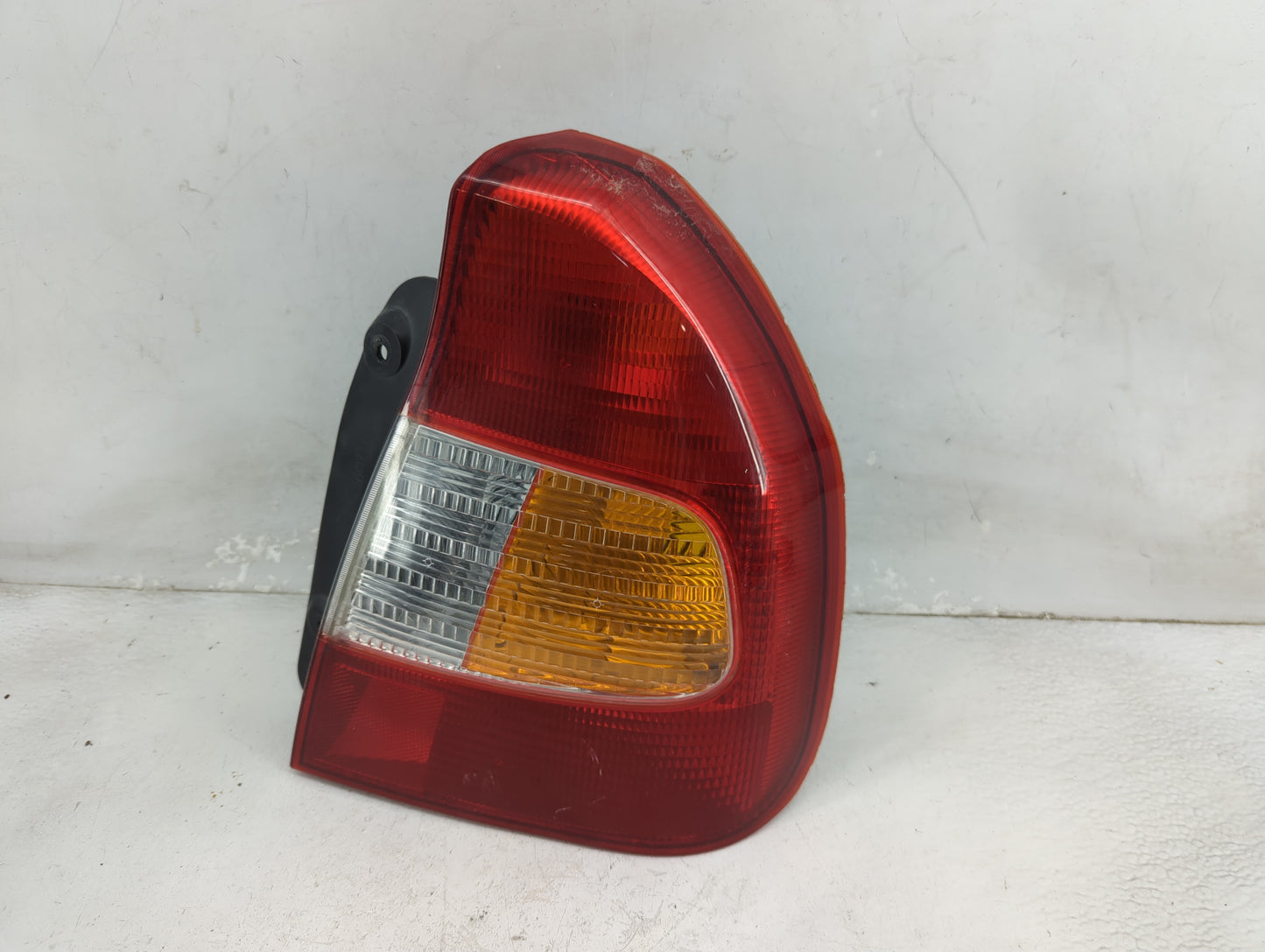 2001 Hyundai Accent Tail Light Assembly Passenger Right OEM Fits OEM Used Auto Parts - Oemusedautoparts1.com