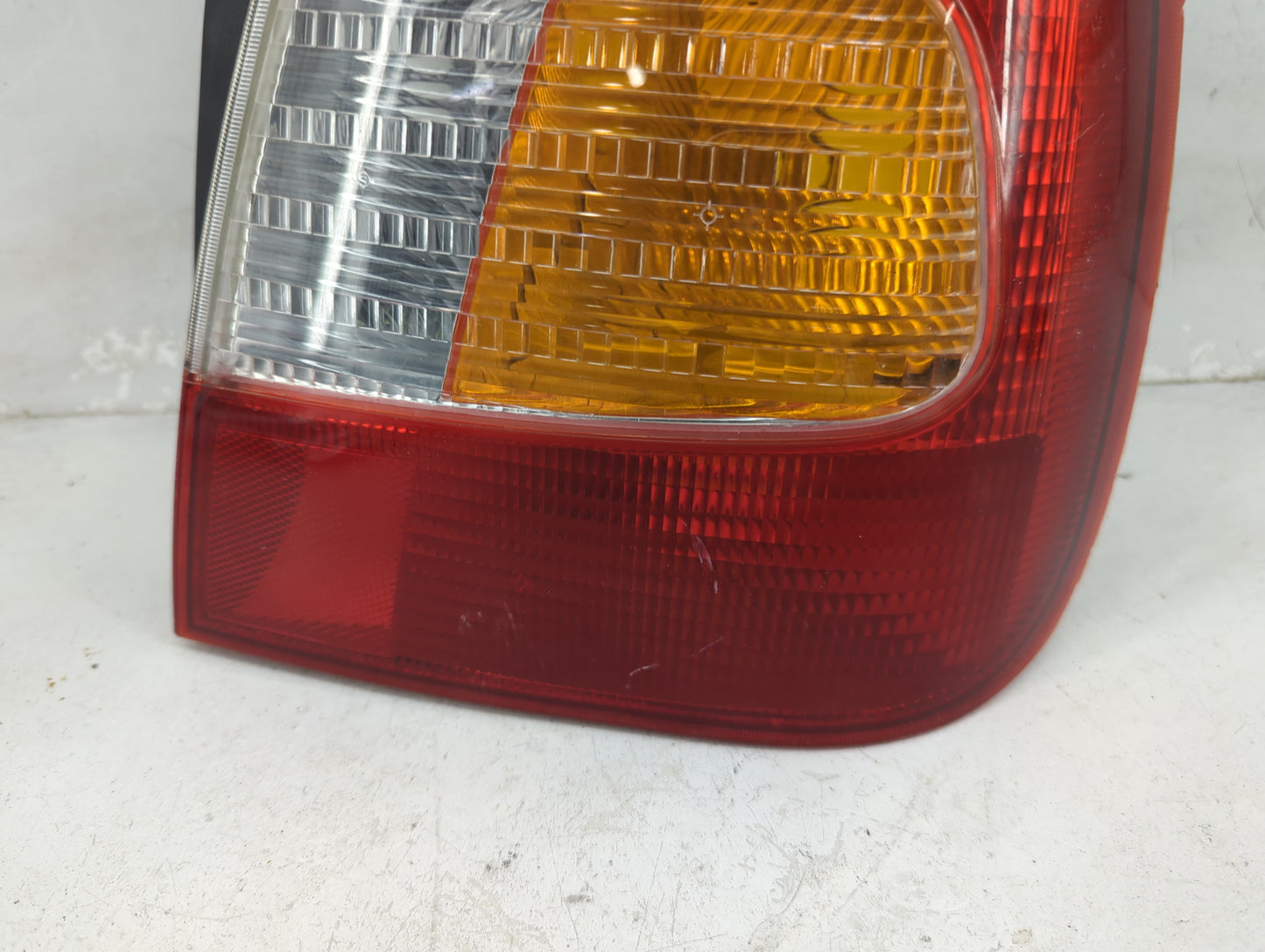 2001 Hyundai Accent Tail Light Assembly Passenger Right OEM Fits OEM Used Auto Parts - Oemusedautoparts1.com