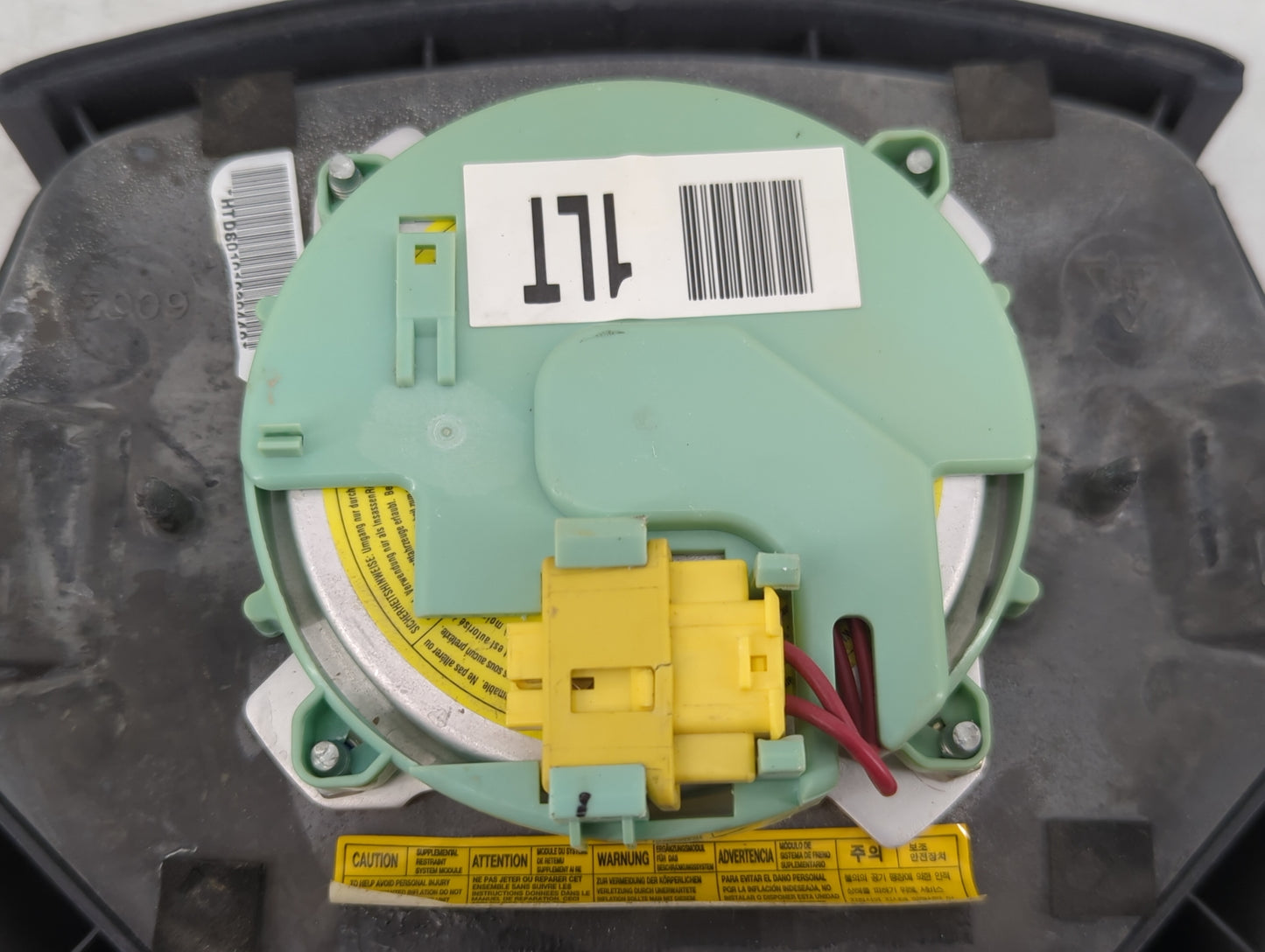 2000-2002 Hyundai Accent Air Bag Driver Left Steering Wheel Mounted P/N:6002 Fits Fits 2000 2001 2002 OEM Used Auto Parts - 