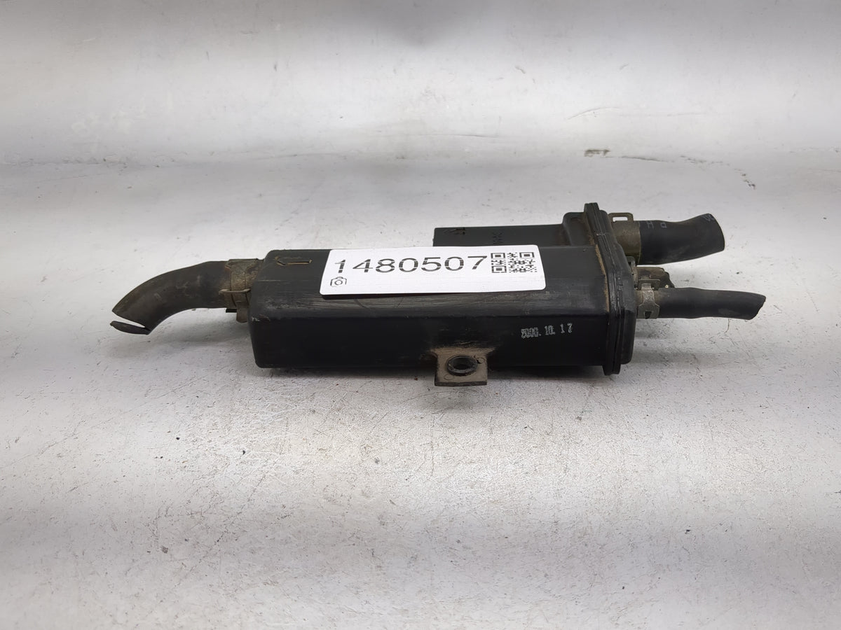 2001 Hyundai Accent Fuel Vapor Charcoal Canister - Oemusedautoparts1.com