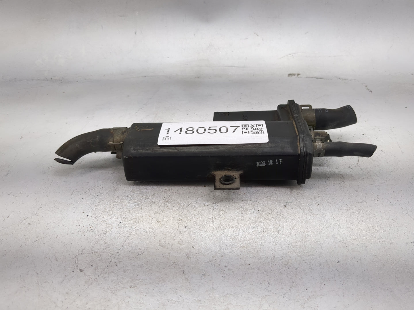 2001 Hyundai Accent Fuel Vapor Charcoal Canister - Oemusedautoparts1.com