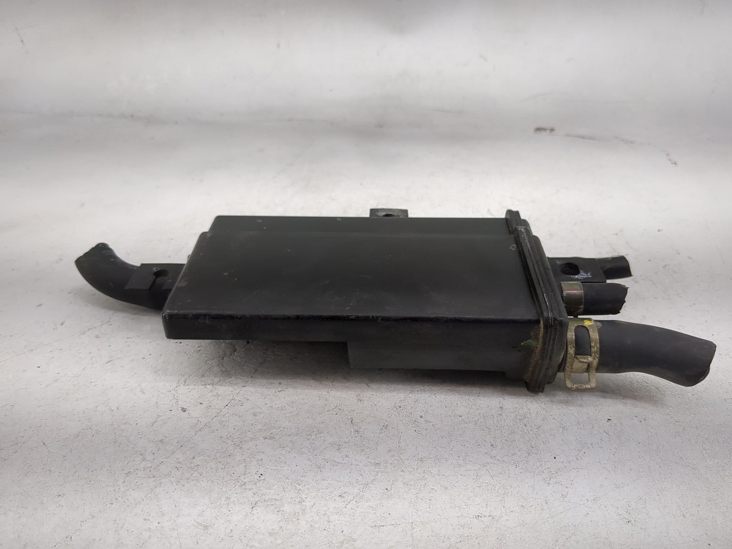 2001 Hyundai Accent Fuel Vapor Charcoal Canister - Oemusedautoparts1.com