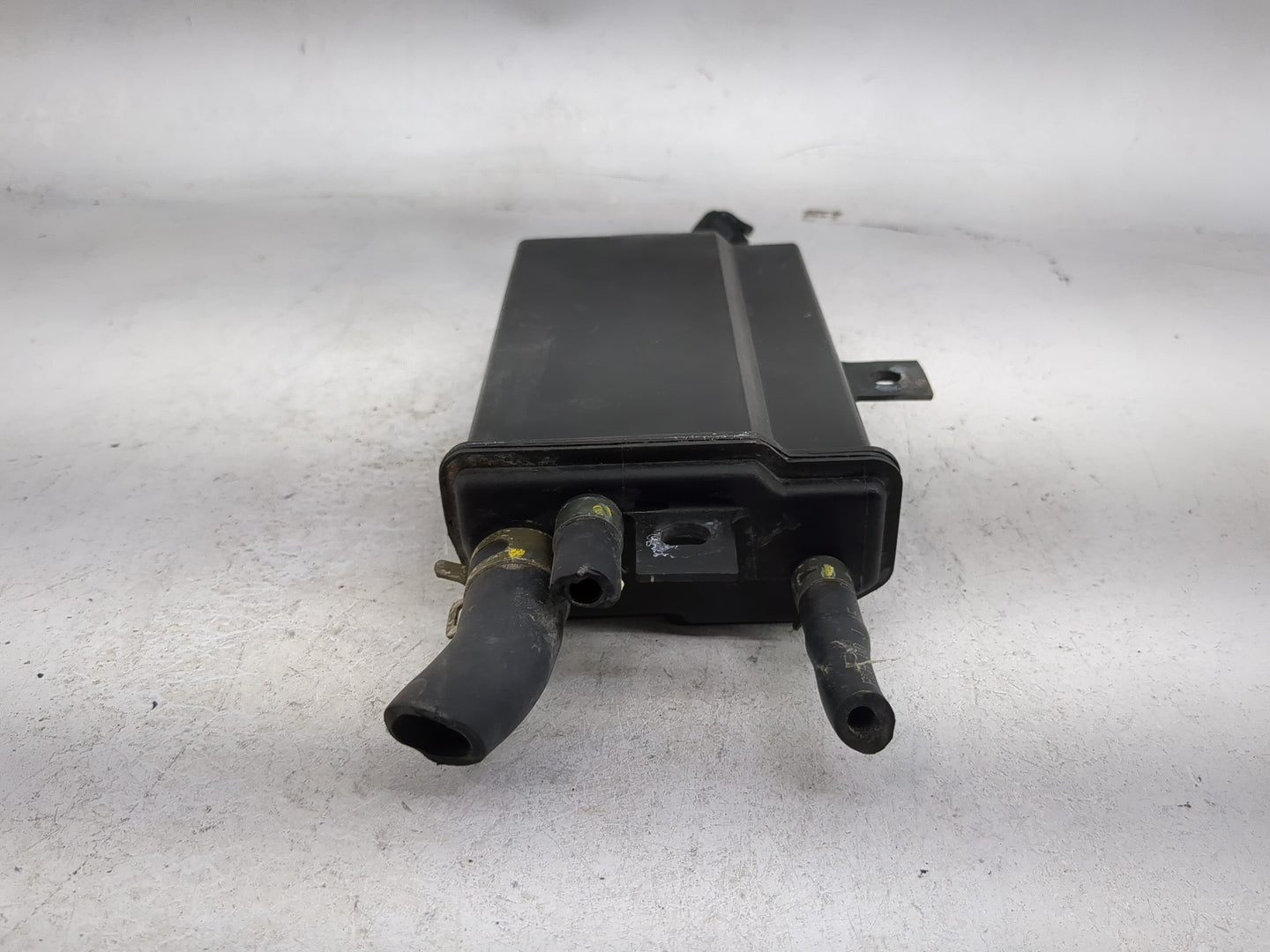 2001 Hyundai Accent Fuel Vapor Charcoal Canister - Oemusedautoparts1.com