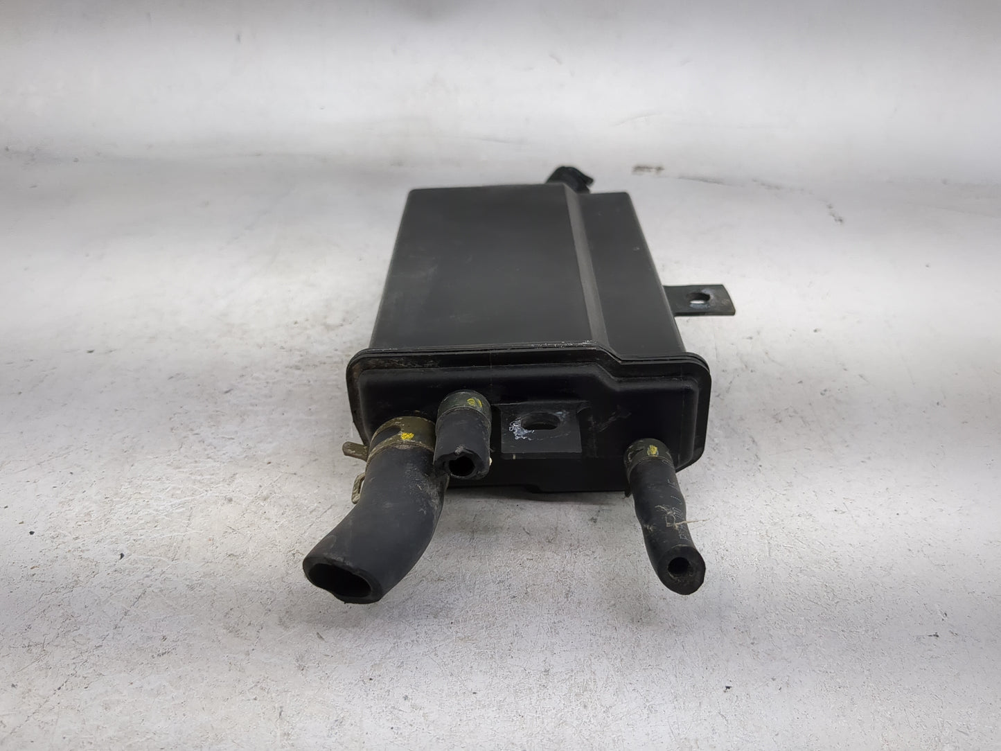2001 Hyundai Accent Fuel Vapor Charcoal Canister - Oemusedautoparts1.com