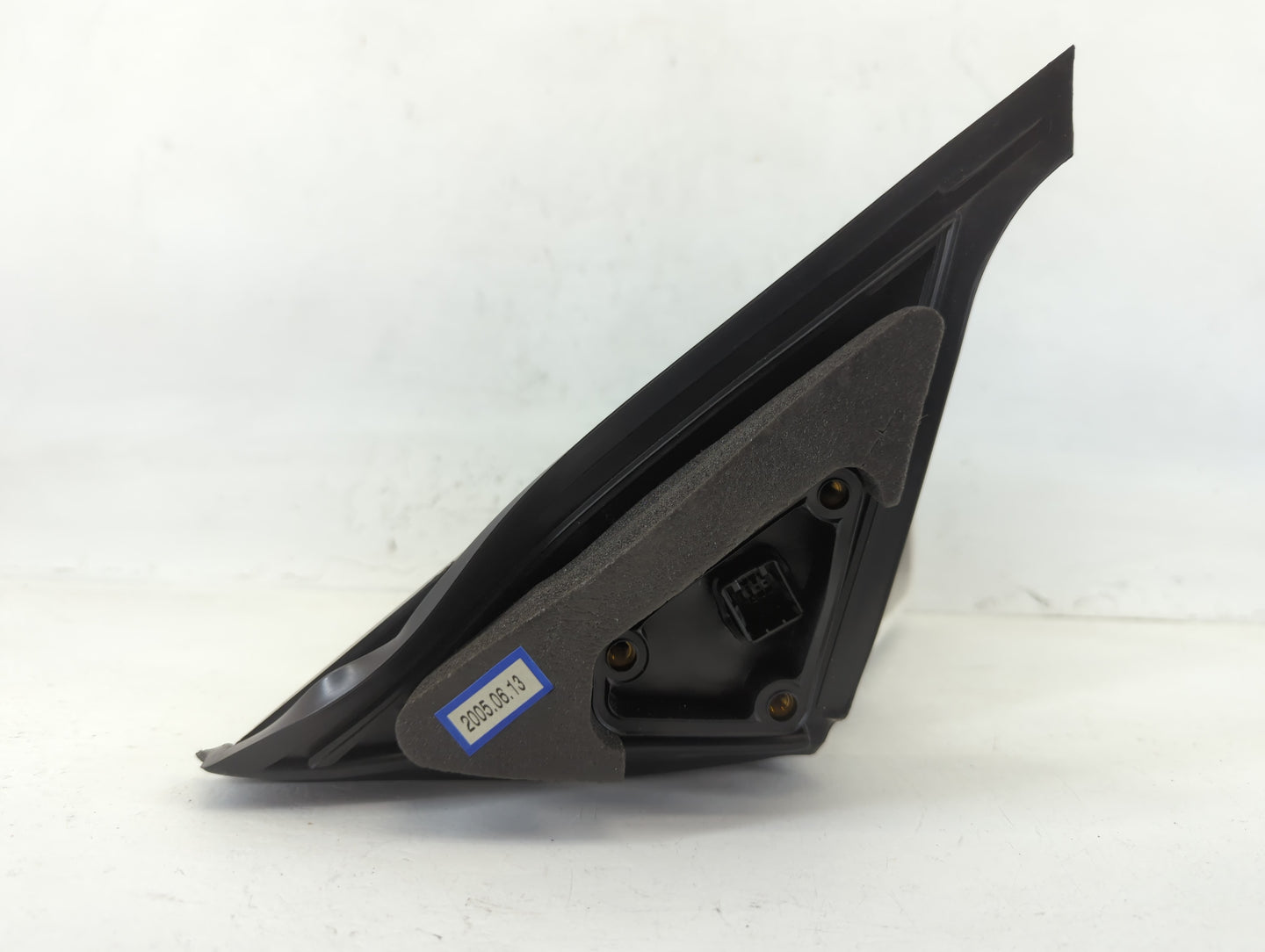 2000-2002 Hyundai Accent Passenger Side View Mirror - Right Door Mirror OEM Used - Oemusedautoparts1.com