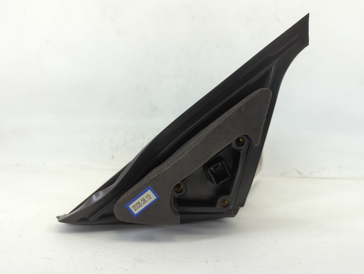 2000-2002 Hyundai Accent Passenger Side View Mirror - Right Door Mirror OEM Used - Oemusedautoparts1.com