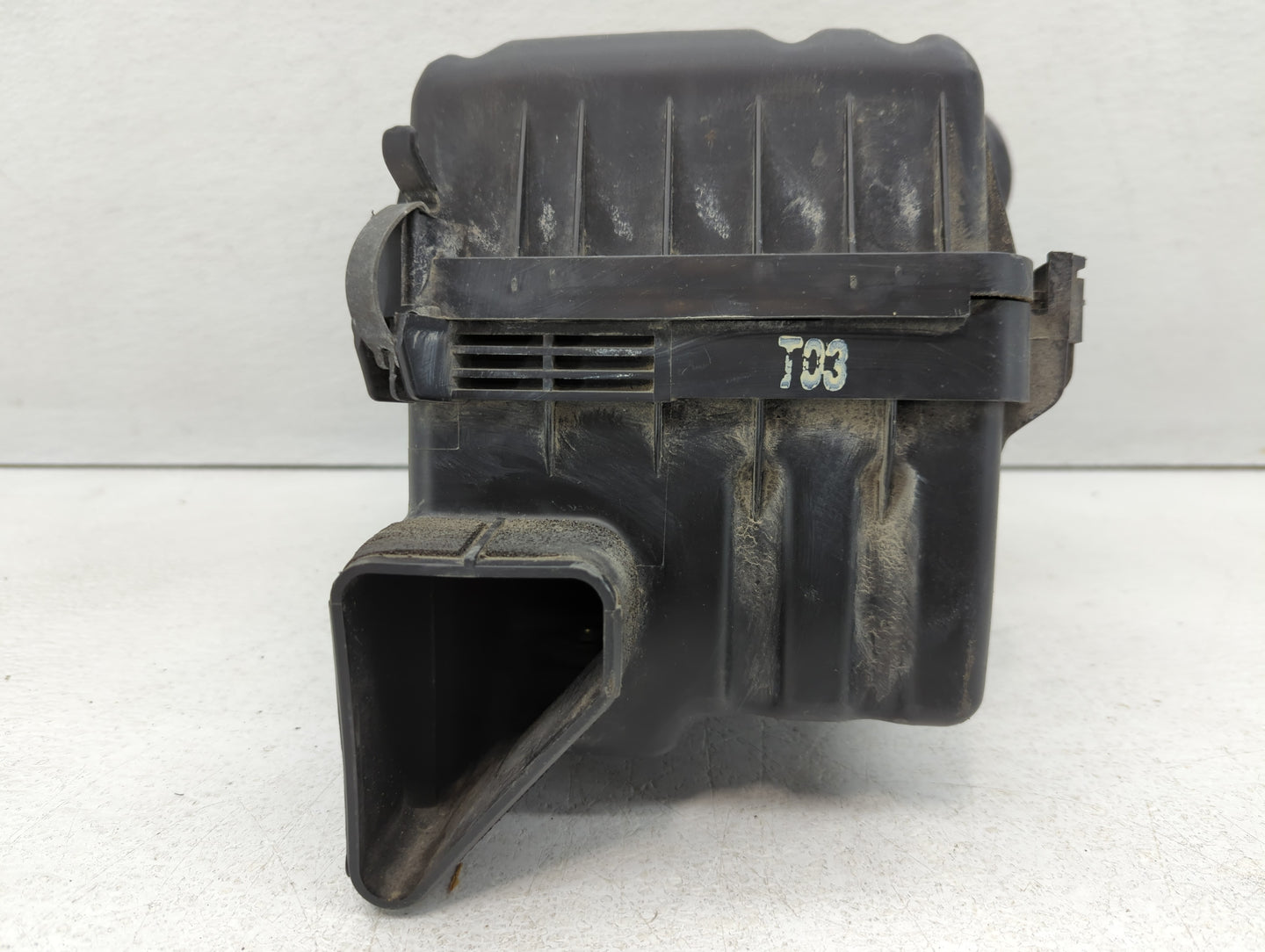 2001-2003 Hyundai Elantra Air Cleaner Intake-duct Hose Tube - Oemusedautoparts1.com