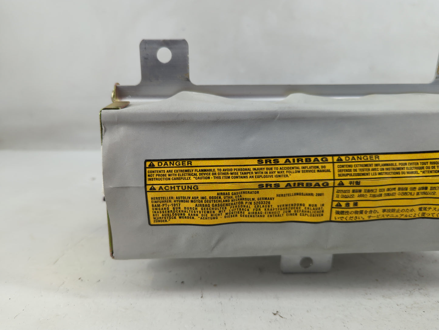 2001-2002 Hyundai Santa Fe Air Bag Driver Left Knee Oem - Oemusedautoparts1.com