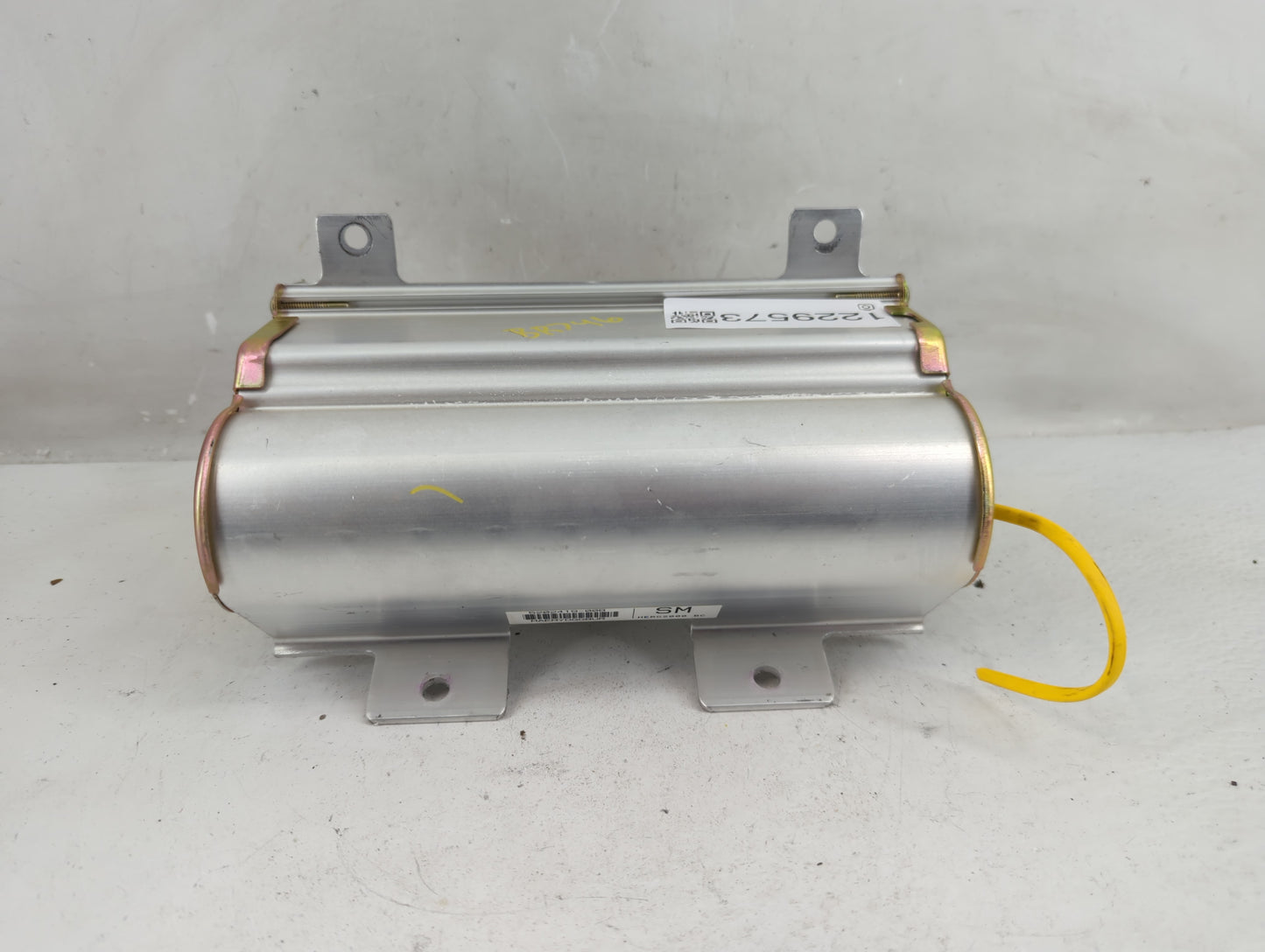 2001-2002 Hyundai Santa Fe Air Bag Driver Left Knee Oem - Oemusedautoparts1.com
