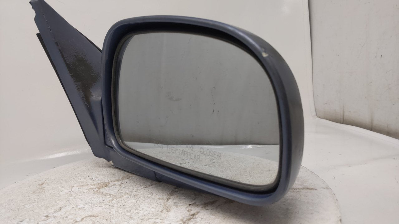 2001-2004 Hyundai Santa Fe Passenger Side View Mirror - Right Door Mirror OEM Used - Oemusedautoparts1.com