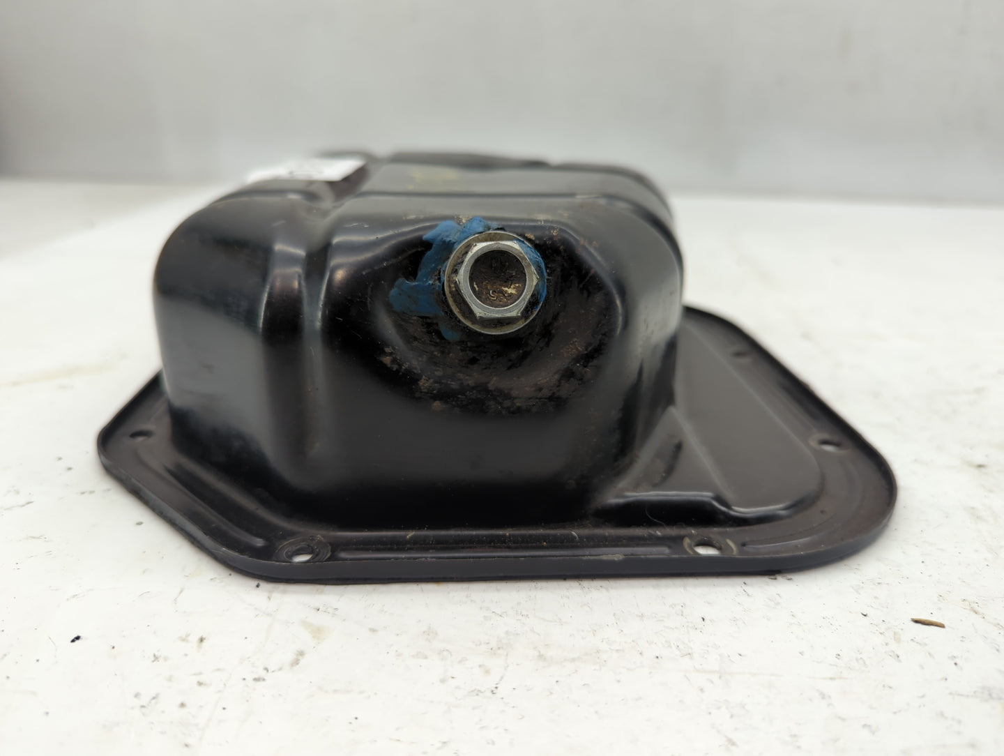 2001-2006 Hyundai Santa Fe Throttle Body P/N:35150-33010 Fits Fits 2001 2002 2003 2004 2005 2006 2007 2008 OEM Used Auto Par