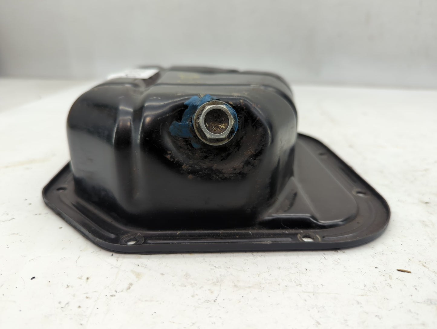 2001-2006 Hyundai Santa Fe Throttle Body P/N:35150-33010 Fits Fits 2001 2002 2003 2004 2005 2006 2007 2008 OEM Used Auto Par