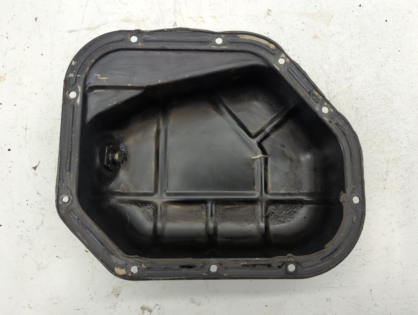 2001-2006 Hyundai Santa Fe Throttle Body P/N:35150-33010 Fits Fits 2001 2002 2003 2004 2005 2006 2007 2008 OEM Used Auto Par