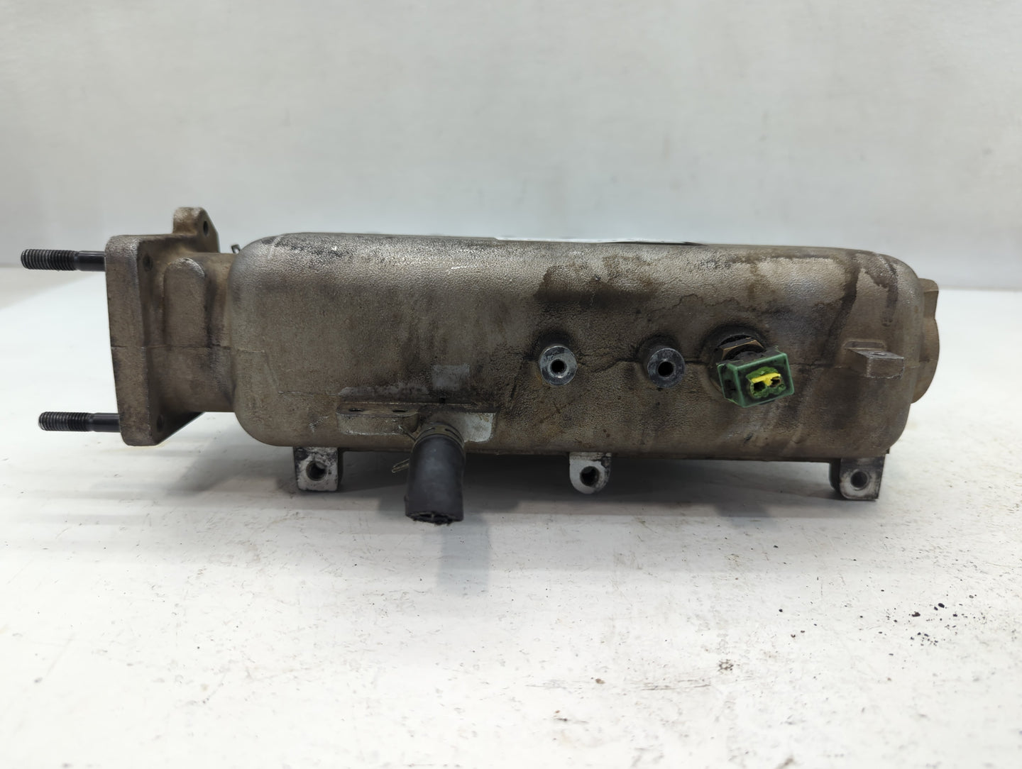 2001-2006 Hyundai Santa Fe Air Intake Manifold Fits Fits 1999 2000 2001 2002 2003 2004 2005 2006 OEM Used Auto Parts - Oemus