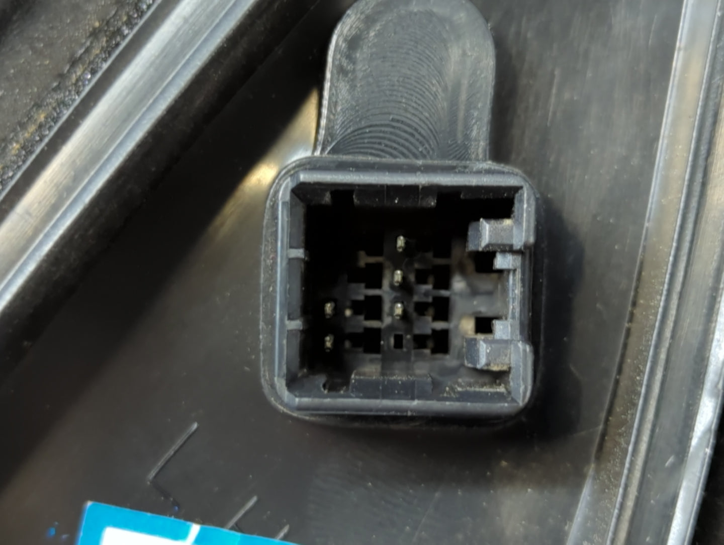 2001-2004 Hyundai Santa Fe Driver Side View Mirror - Left Door Mirror OEM Used - Oemusedautoparts1.com