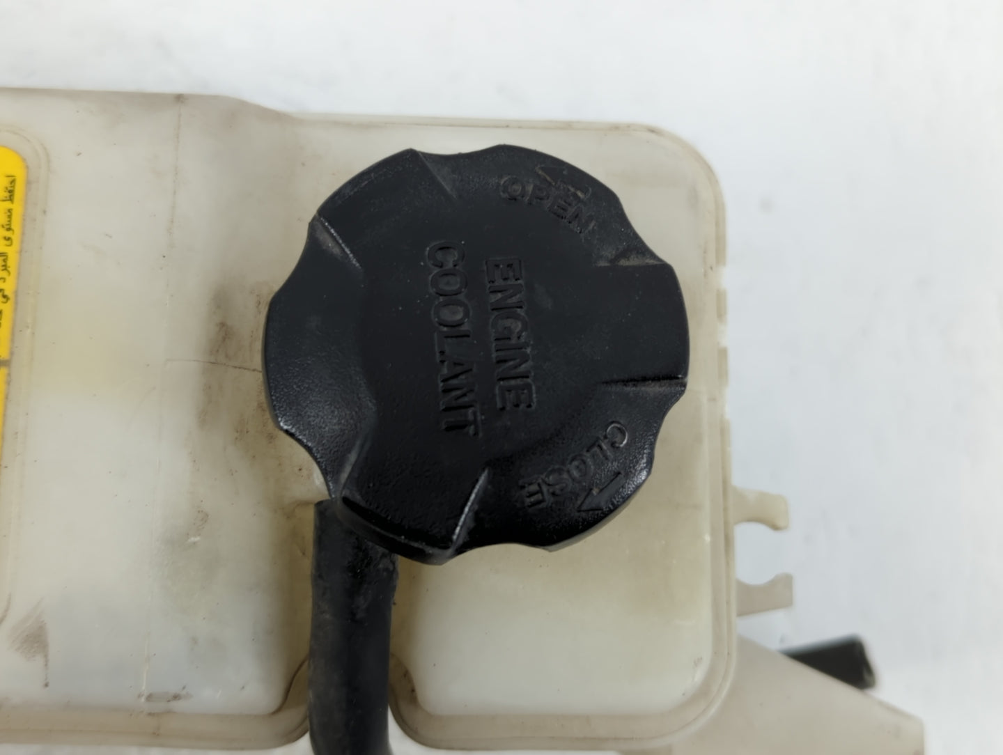 2001 Hyundai Santa Fe Windshield Washer Fluid Reservoir Bottle Oem - Oemusedautoparts1.com
