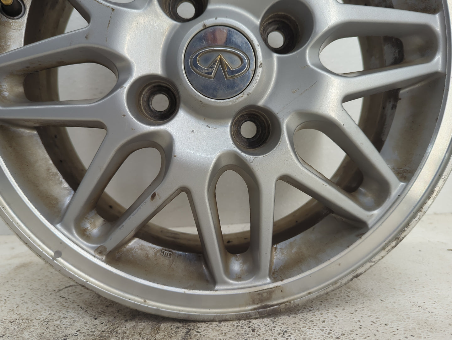 1999-2001 Infiniti G20 Oem Wheel Rim - Oemusedautoparts1.com