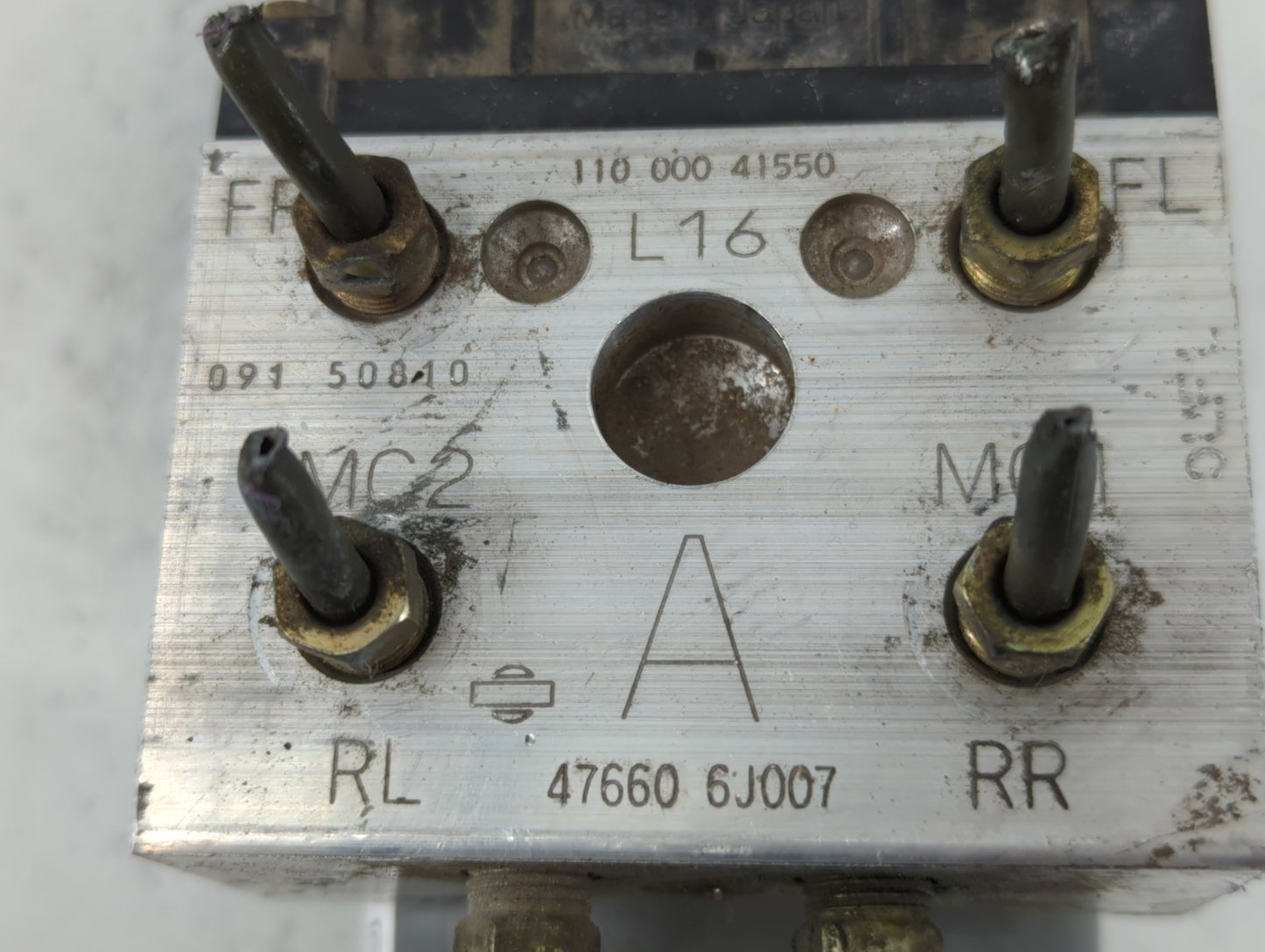 2001-2002 Infiniti G20 ABS Pump Control Module Replacement P/N:47660 6J007 110 000 41550, 091 50810 Fits Fits 2001 2002 OEM 