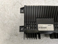 2000-2001 Infiniti I30 Radio Speaker Amplifier 28060 3y910 - Oemusedautoparts1.com
