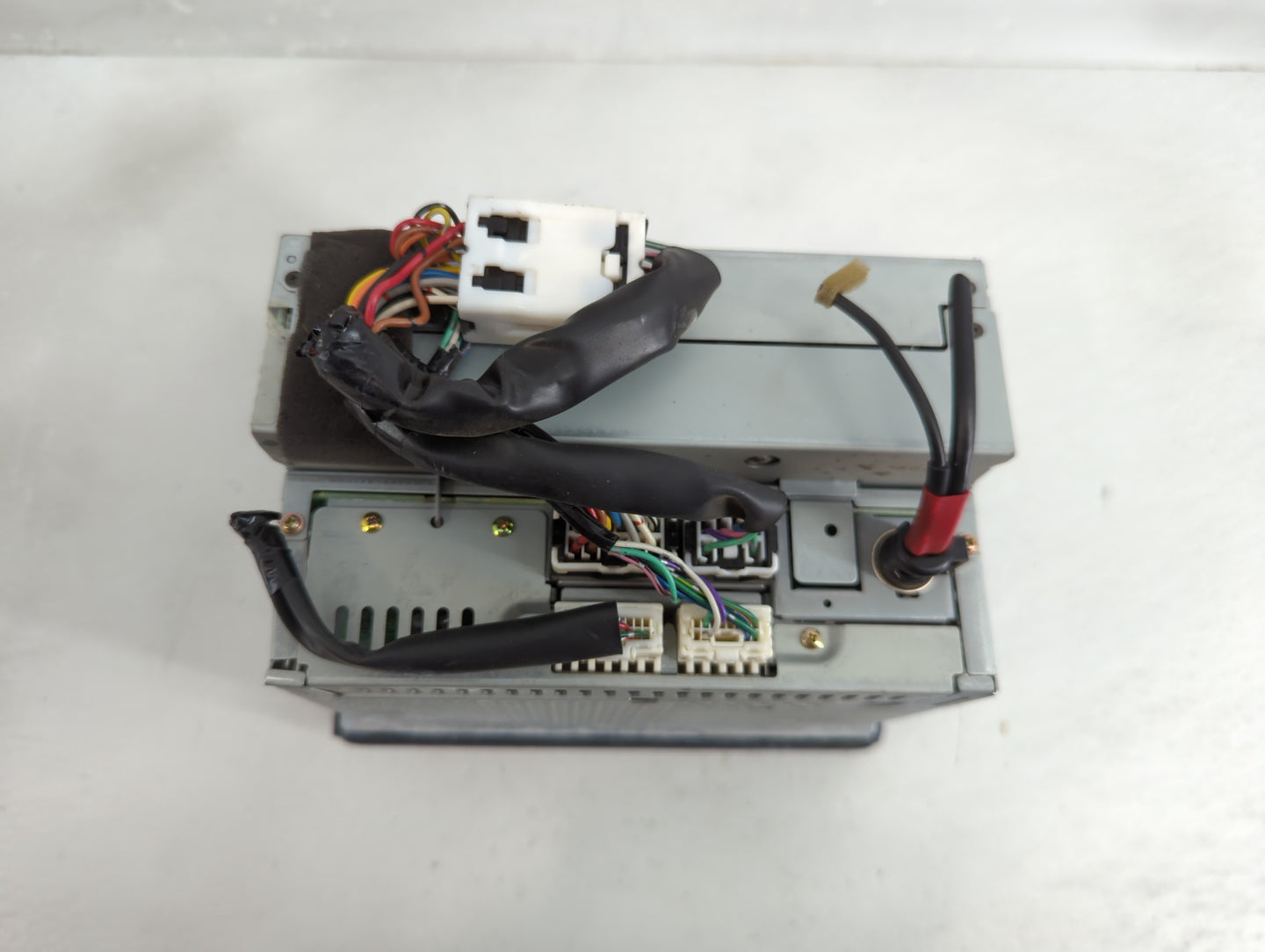 2000-2001 Infiniti Qx4 Radio AM FM Cd Player Receiver Replacement Fits Fits 2000 2001 OEM Used Auto Parts - Oemusedautoparts