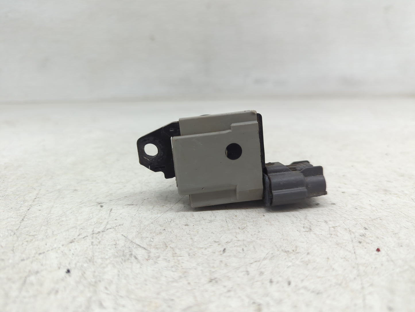 Infiniti Qx4 Ignition Coil Igniter Pack - Oemusedautoparts1.com