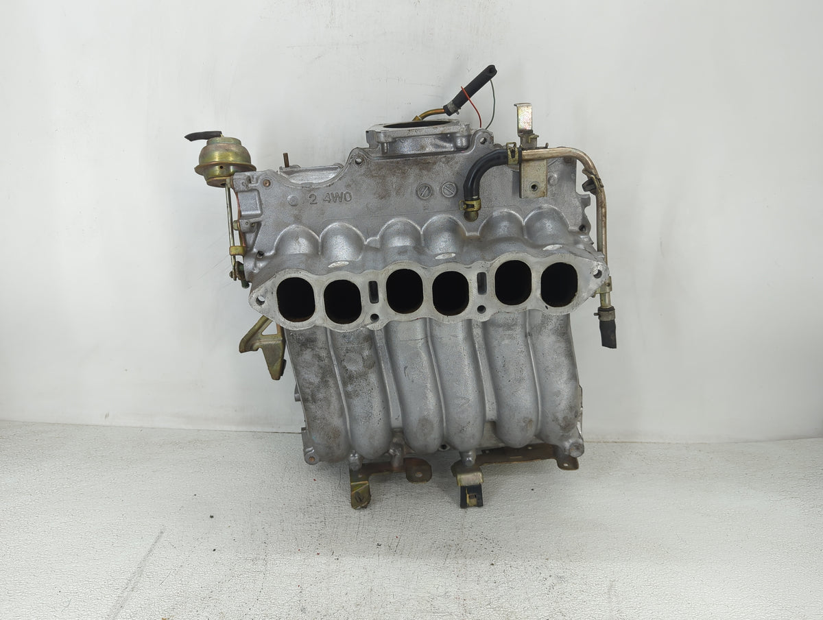 2001-2003 Infiniti Qx4 Air Intake Manifold Fits Fits 2001 2002 2003 OEM Used Auto Parts - Oemusedautoparts1.com