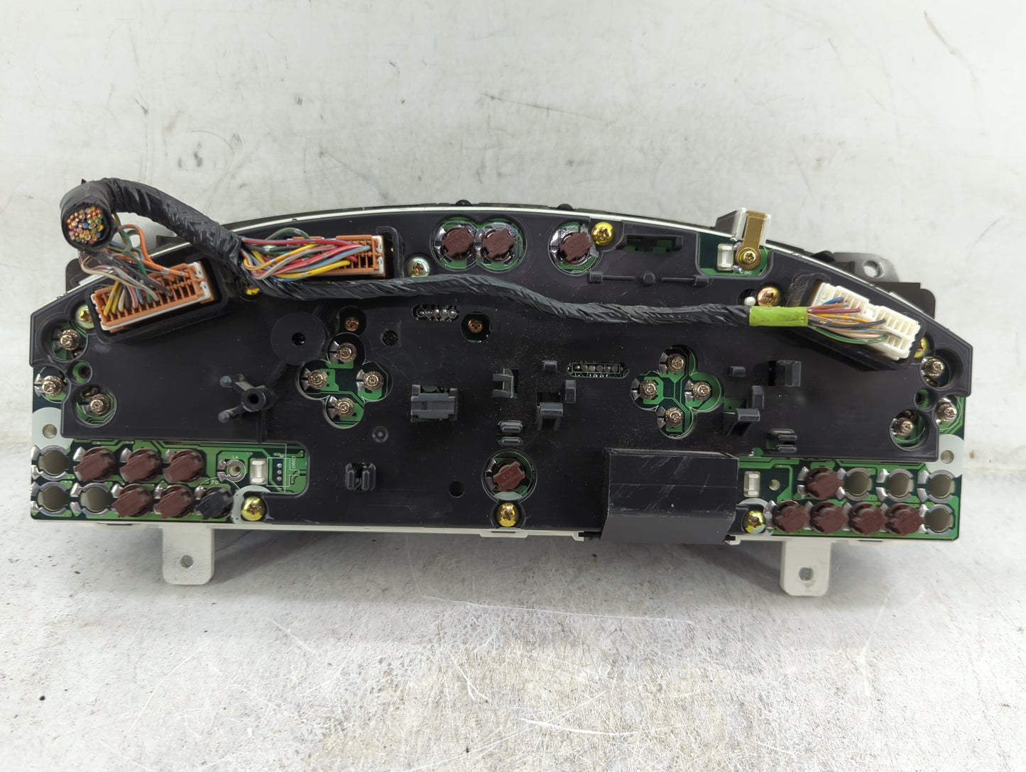 2001 Infiniti Qx4 Instrument Cluster Speedometer Gauges P/N:0003090012B 4W910 Miles: Fits OEM Used Auto Parts - Oemusedautop