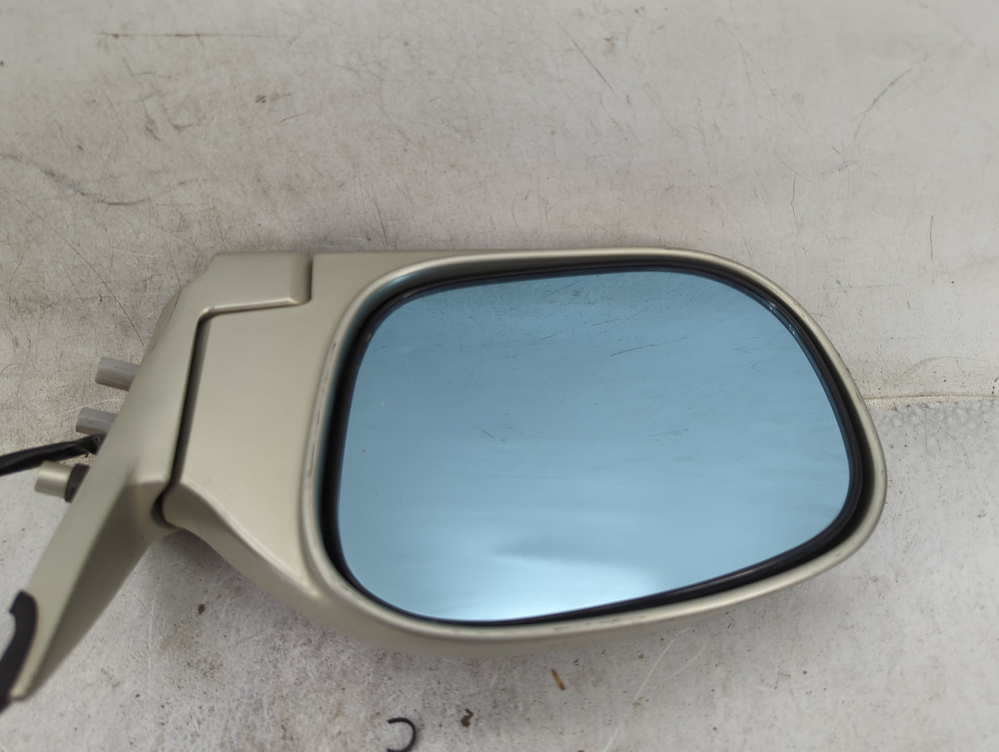 2001 Infiniti Qx4 Driver Side View Mirror - Left Door Mirror OEM Used - Oemusedautoparts1.com