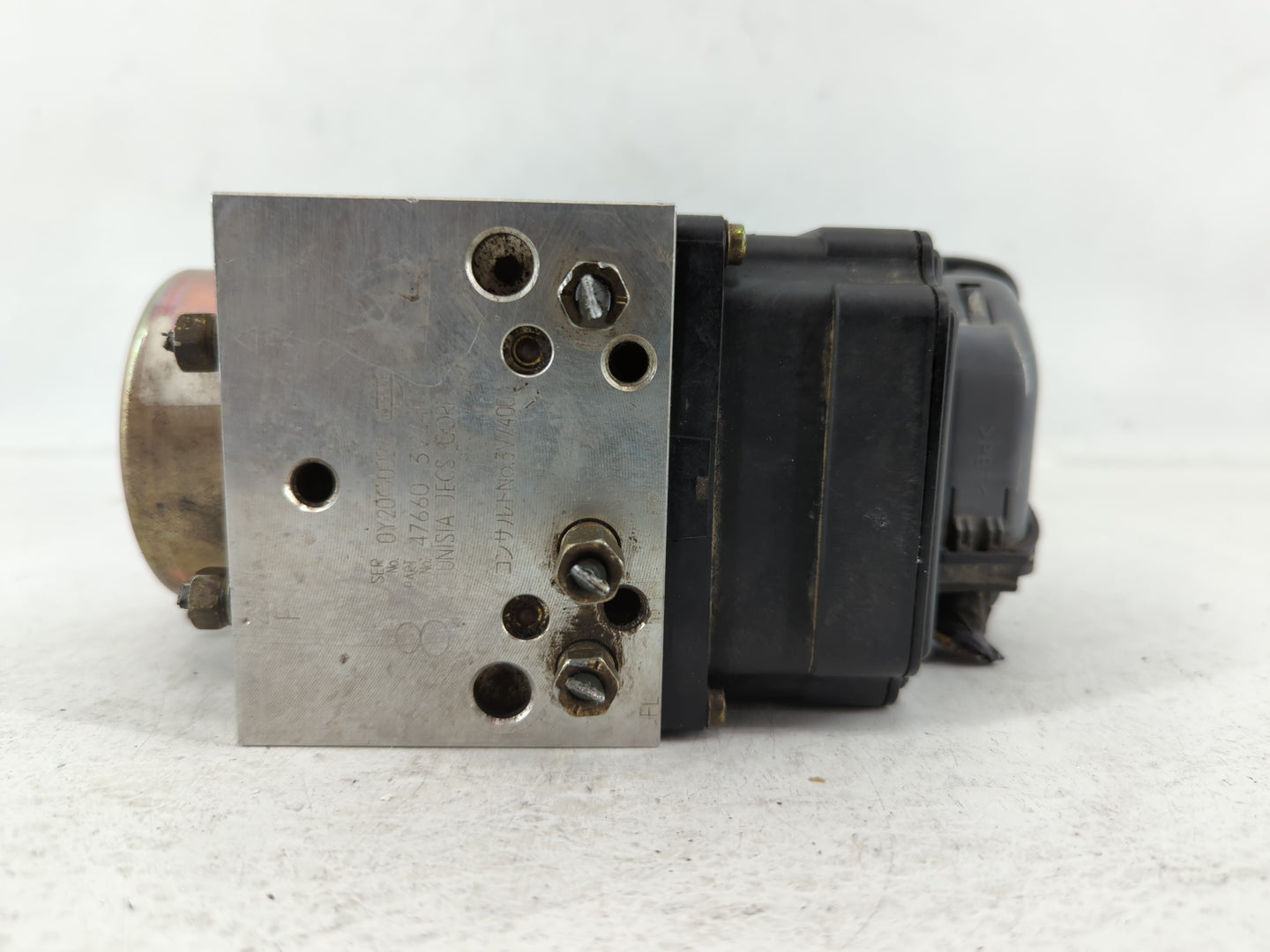 2001 Infiniti Qx4 ABS Pump Control Module Replacement P/N:47660- 3W405 Fits Fits 2000 OEM Used Auto Parts - Oemusedautoparts