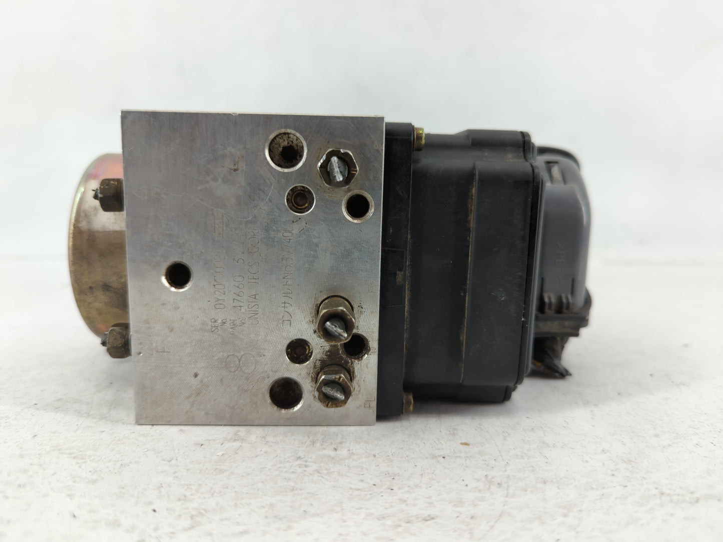 2001 Infiniti Qx4 ABS Pump Control Module Replacement P/N:47660- 3W405 Fits Fits 2000 OEM Used Auto Parts - Oemusedautoparts