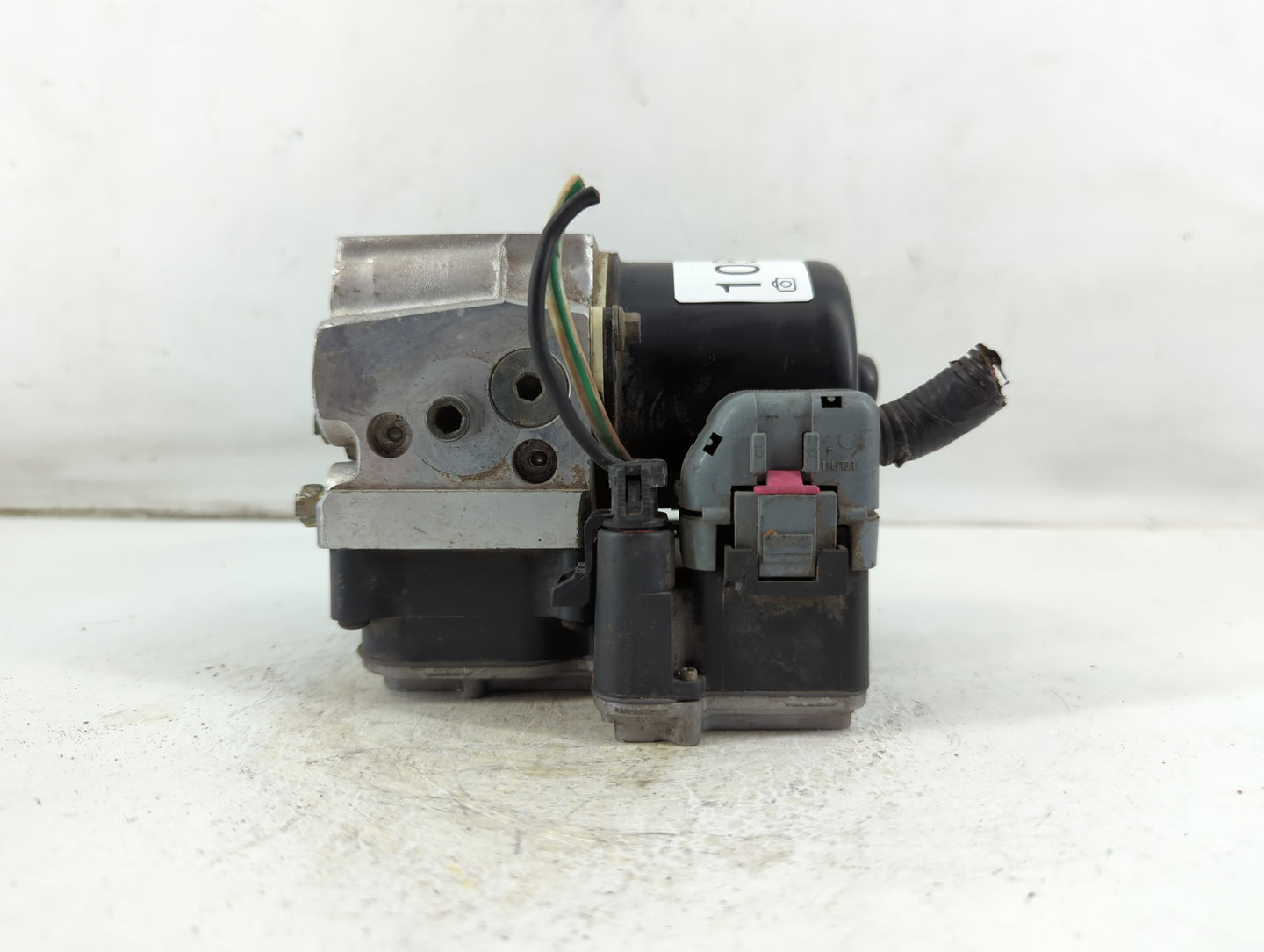 2001 Isuzu Rodeo ABS Pump Control Module Replacement P/N:897263400 Fits OEM Used Auto Parts - Oemusedautoparts1.com