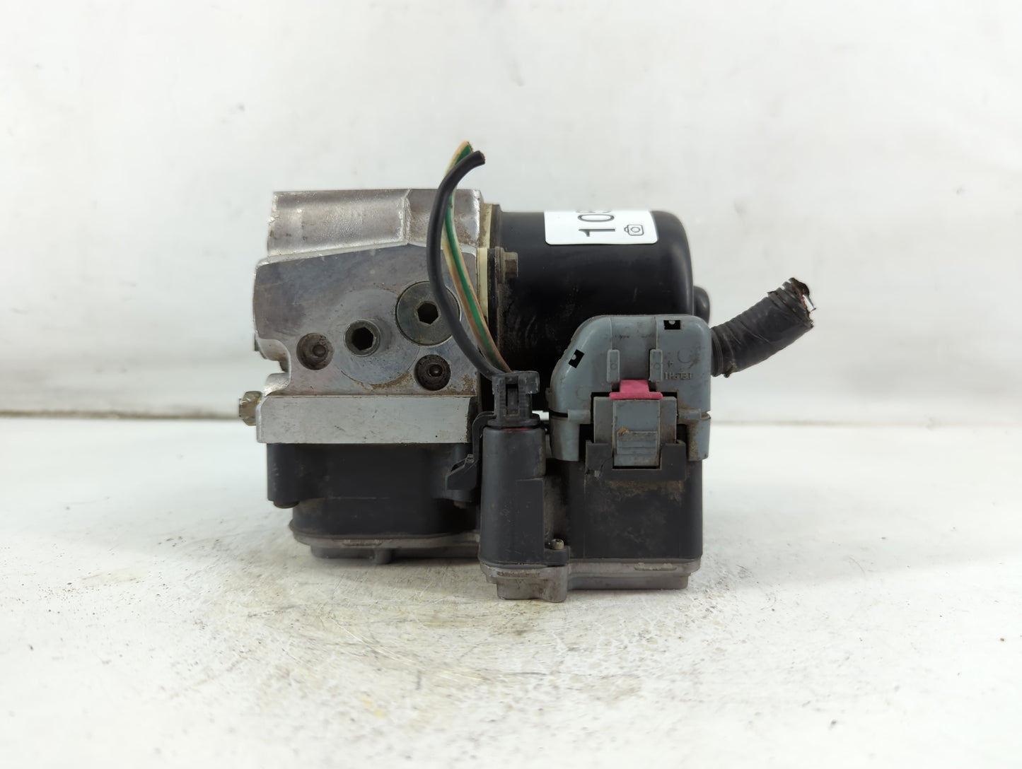 2001 Isuzu Rodeo ABS Pump Control Module Replacement P/N:897263400 Fits OEM Used Auto Parts - Oemusedautoparts1.com