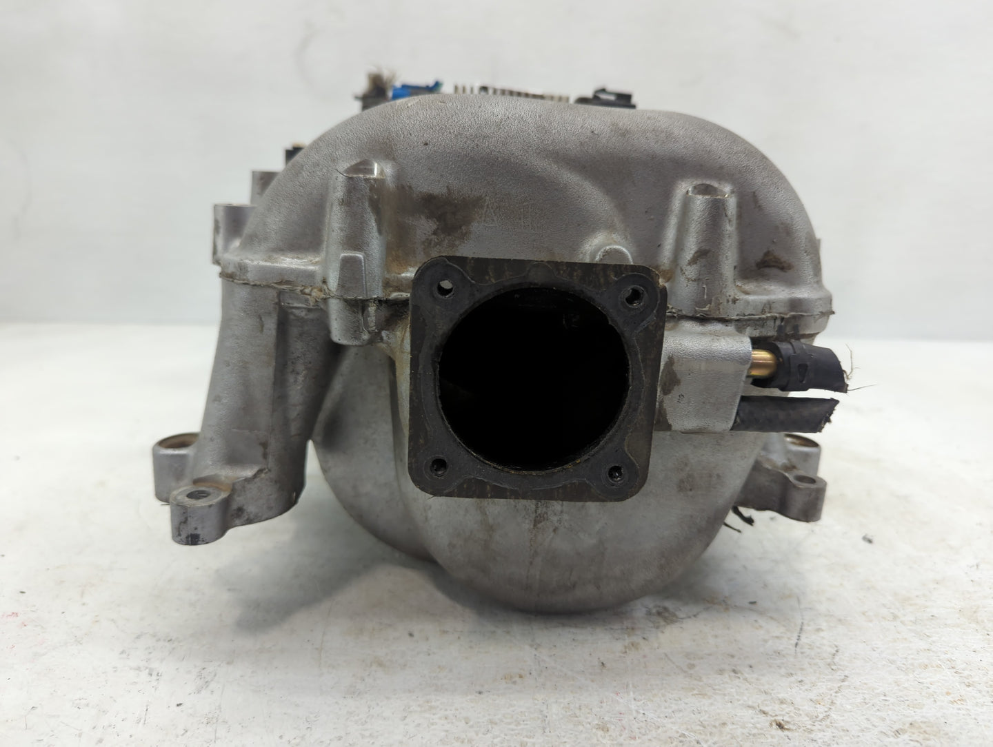 2000-2004 Isuzu Rodeo Air Intake Manifold Fits Fits 2000 2001 2002 2003 2004 OEM Used Auto Parts - Oemusedautoparts1.com