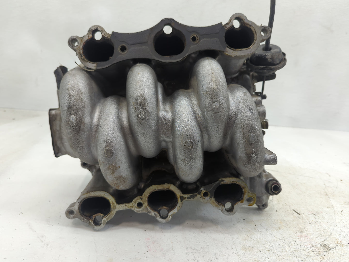 2000-2004 Isuzu Rodeo Air Intake Manifold Fits Fits 2000 2001 2002 2003 2004 OEM Used Auto Parts - Oemusedautoparts1.com