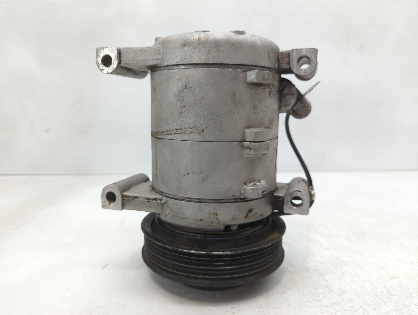 1999-2001 Isuzu Rodeo Air Conditioning A/c Ac Compressor Oem - Oemusedautoparts1.com