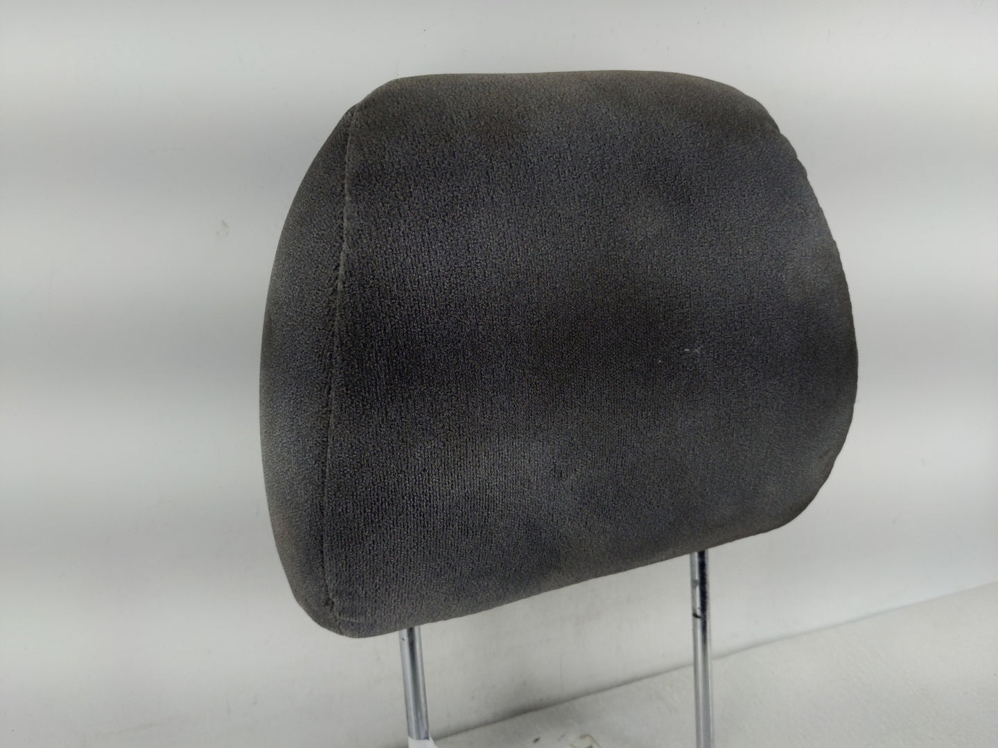 2001 Isuzu Rodeo Headrest Head Rest Front Driver Passenger Seat Fits OEM Used Auto Parts - Oemusedautoparts1.com