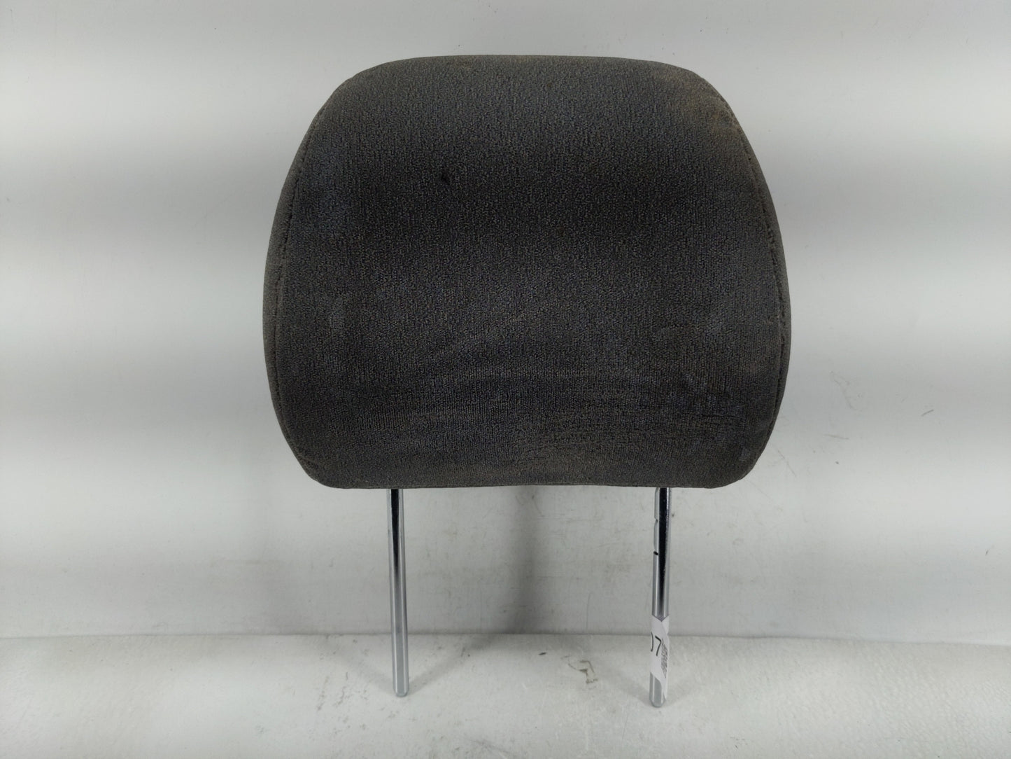2001 Isuzu Rodeo Headrest Head Rest Front Driver Passenger Seat Fits OEM Used Auto Parts - Oemusedautoparts1.com