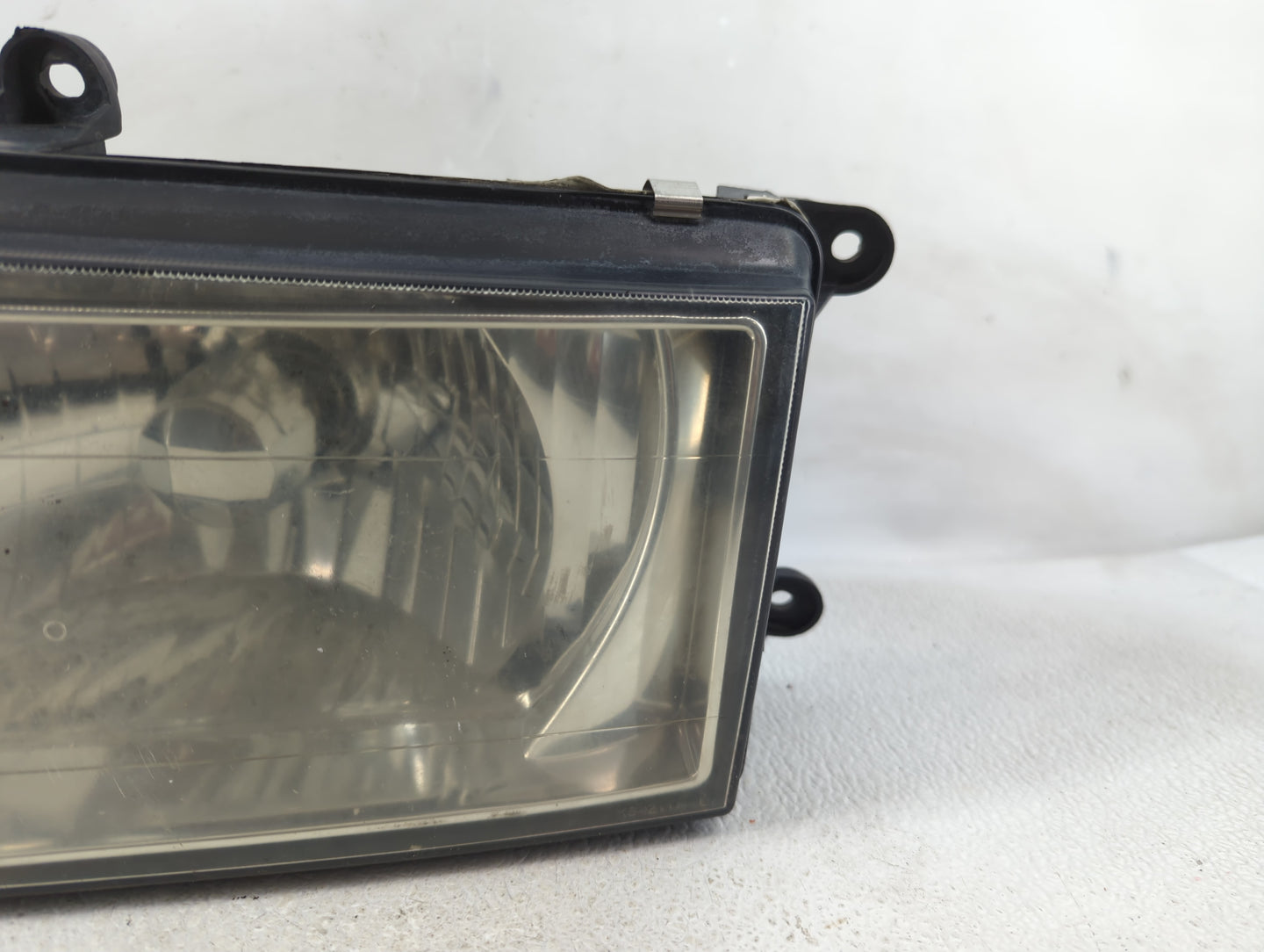 2001 Isuzu Rodeo Driver Left Oem Head Light Headlight Lamp - Oemusedautoparts1.com