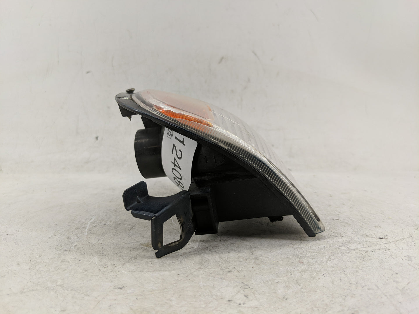 2000-2002 Isuzu Rodeo Driver Left Oem Head Light Headlight Lamp - Oemusedautoparts1.com