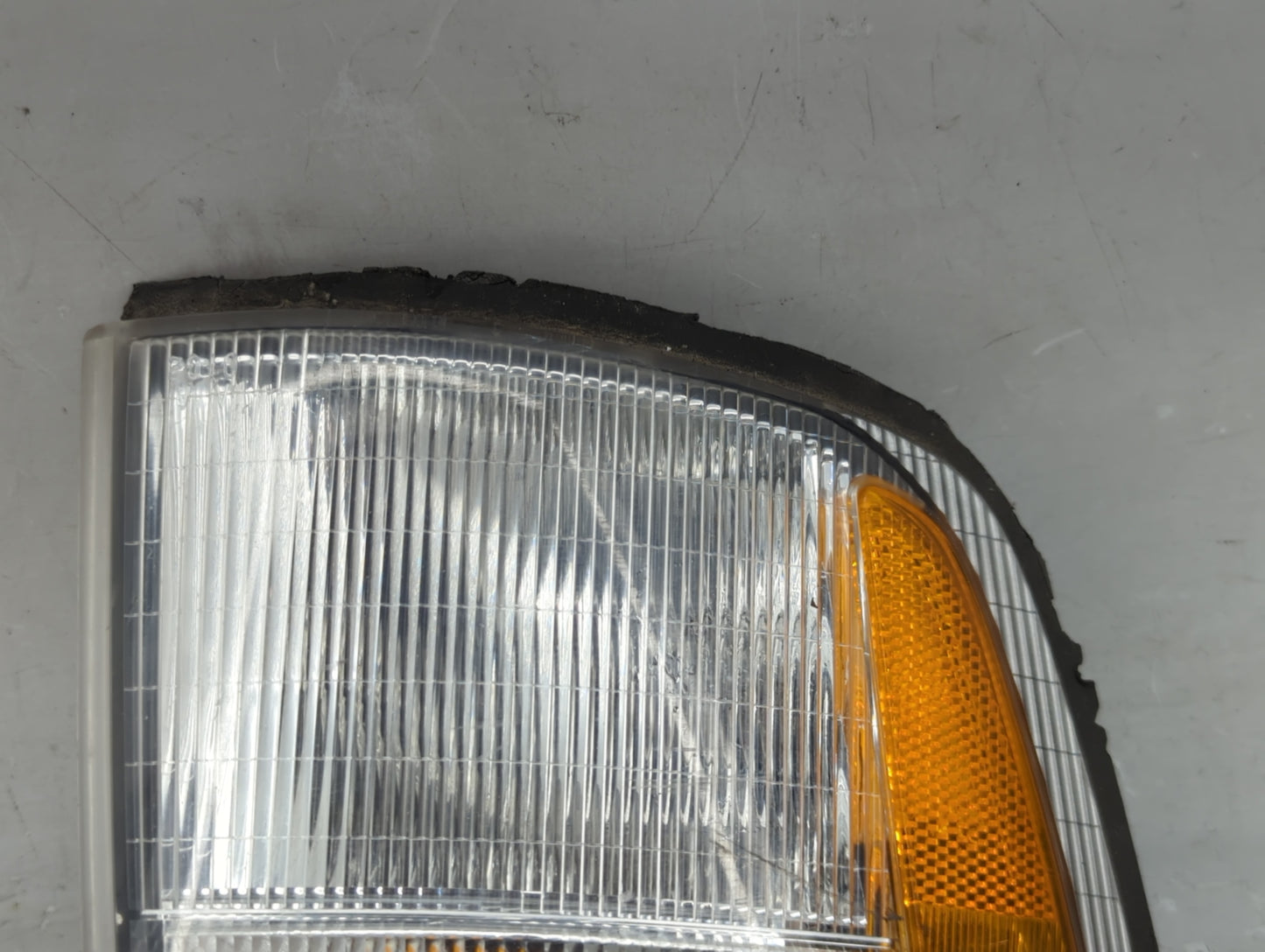 1999-2002 Isuzu Trooper Passenger Right Oem Head Light Headlight Lamp - Oemusedautoparts1.com