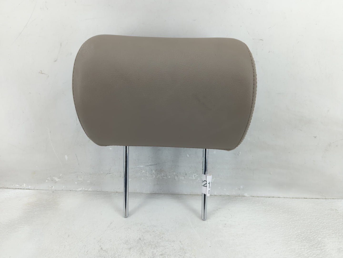 2001 Isuzu Trooper Headrest Head Rest Rear Seat Fits OEM Used Auto Parts - Oemusedautoparts1.com
