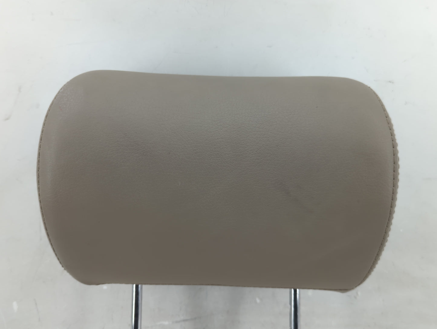 2001 Isuzu Trooper Headrest Head Rest Rear Seat Fits OEM Used Auto Parts - Oemusedautoparts1.com