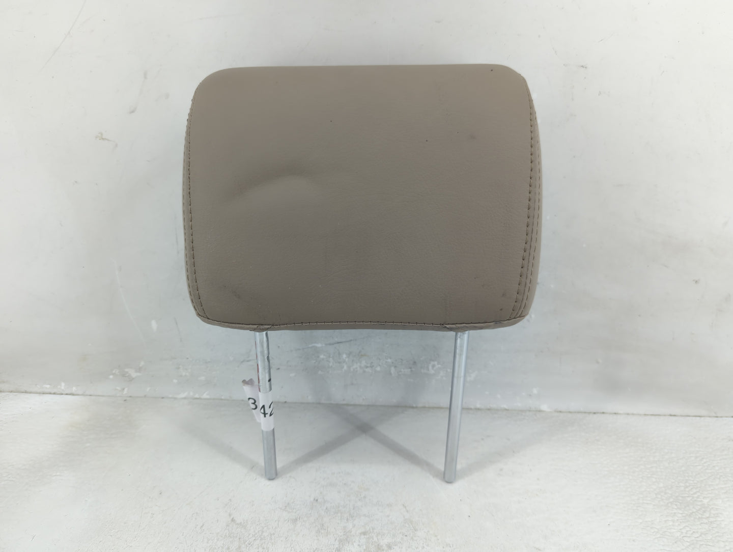 2001 Isuzu Trooper Headrest Head Rest Rear Seat Fits OEM Used Auto Parts - Oemusedautoparts1.com