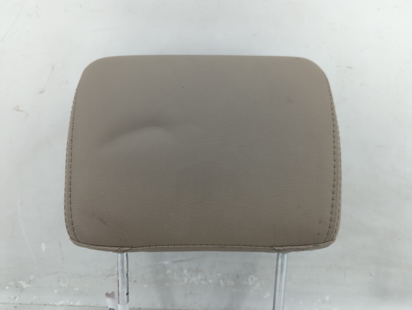 2001 Isuzu Trooper Headrest Head Rest Rear Seat Fits OEM Used Auto Parts - Oemusedautoparts1.com