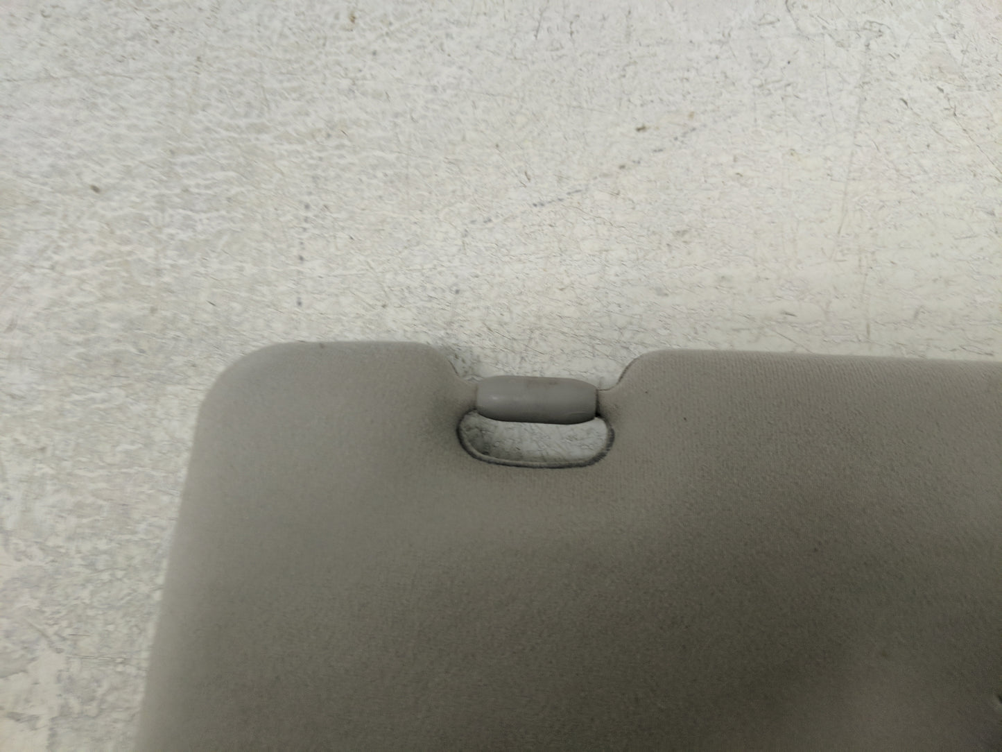 2001 Isuzu Trooper Sun Visor Shade Replacement Passenger Right Mirror Fits OEM Used Auto Parts - Oemusedautoparts1.com