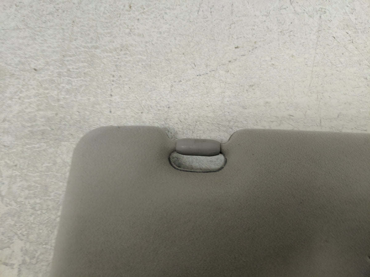 2001 Isuzu Trooper Sun Visor Shade Replacement Passenger Right Mirror Fits OEM Used Auto Parts - Oemusedautoparts1.com