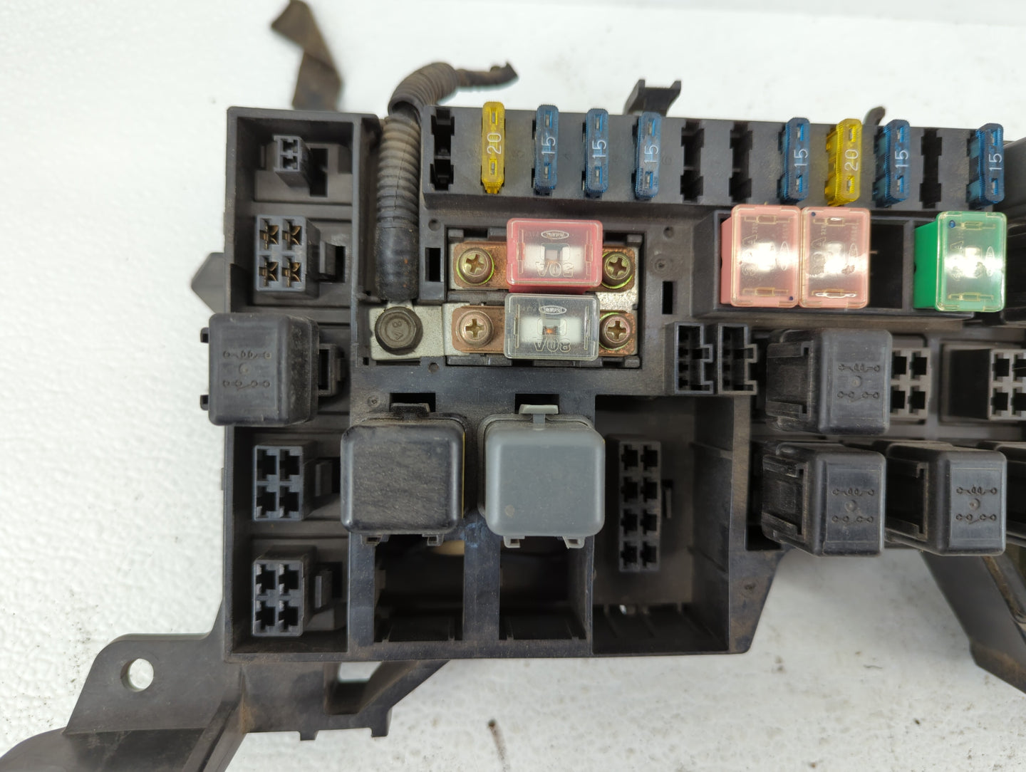 2001 Isuzu Trooper Fusebox Fuse Box Panel Relay Module P/N:897254 1990 Fits OEM Used Auto Parts - Oemusedautoparts1.com